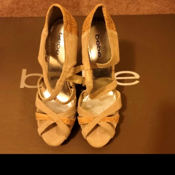 Bebe - Picture 2 of 5